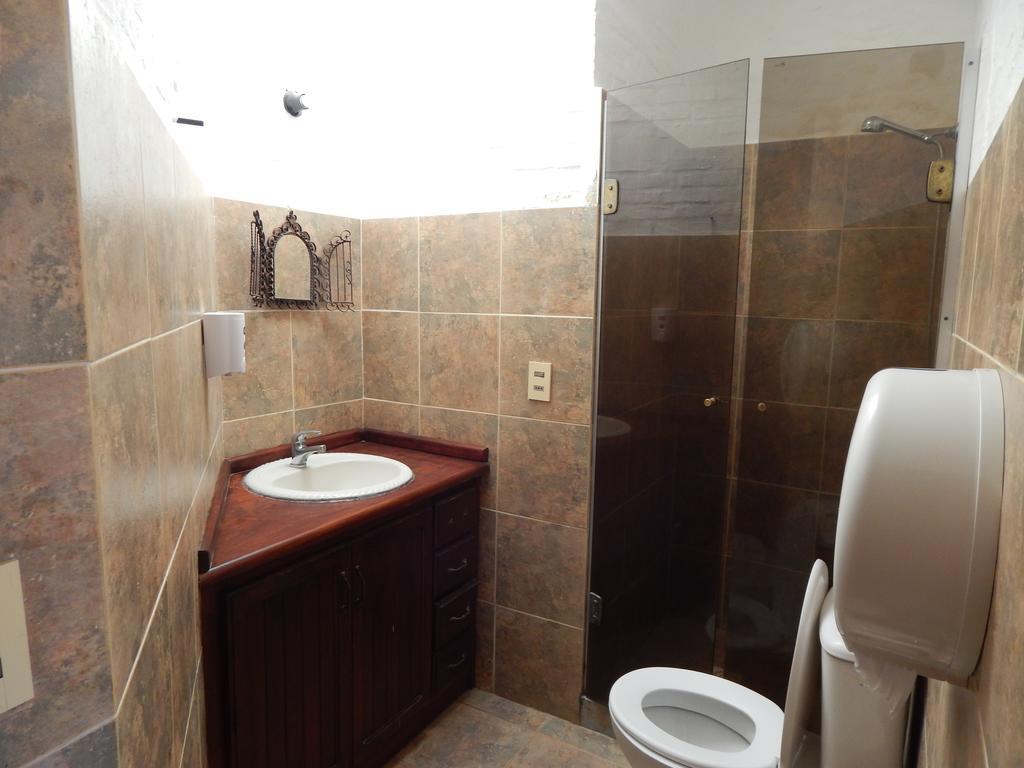 Piedra Alta Hostel & Suites ラ・ペドレラ エクステリア 写真